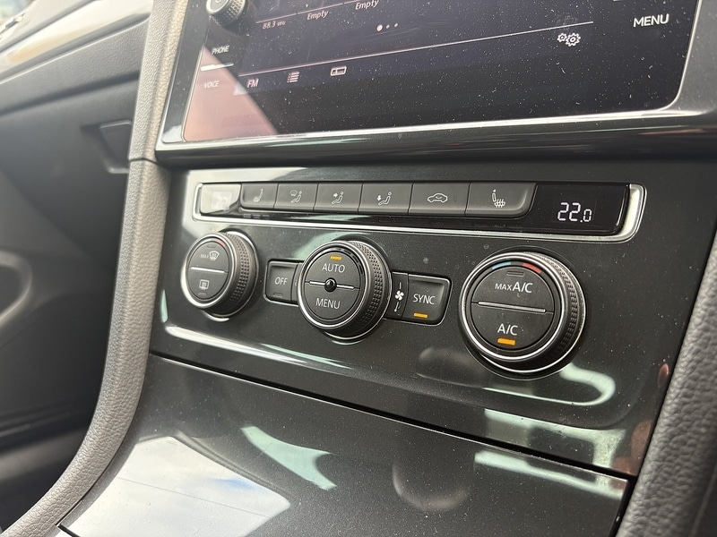 Used Volkswagen Golf 2019 for sale - 77384700: Photo 41