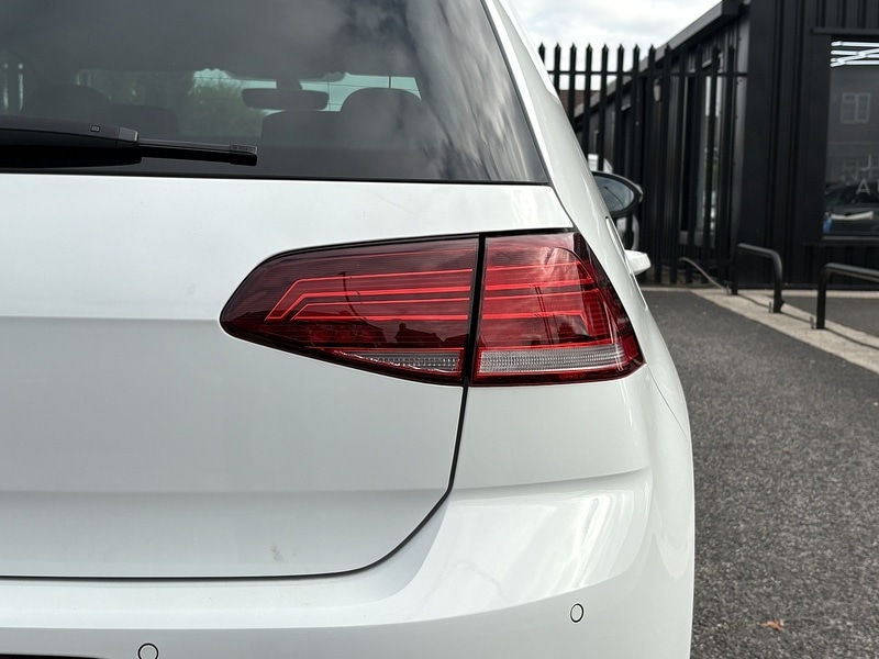 Used Volkswagen Golf 2019 for sale - 77384700: Photo 52