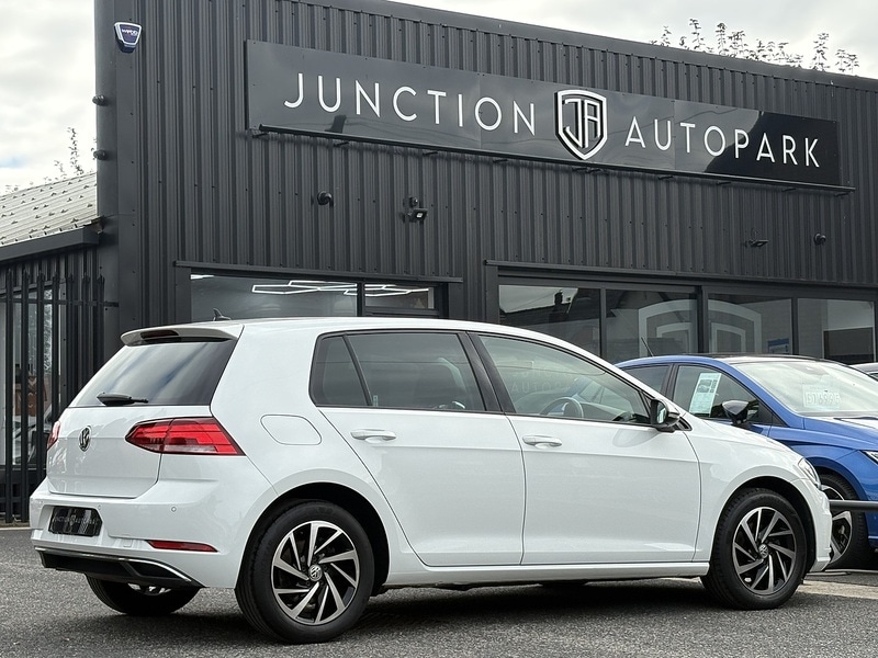 Used Volkswagen Golf 2019 for sale - 77384700: Photo 6