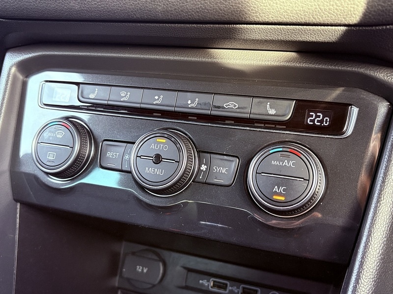 Used Volkswagen Tiguan 2018 for sale - 77384708: Photo 45