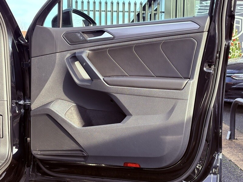 Used Volkswagen Tiguan 2018 for sale - 77384708: Photo 54