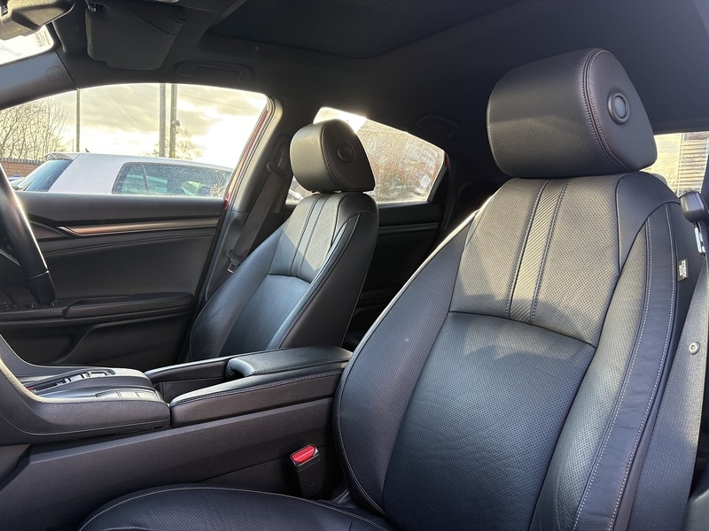 Used Honda Civic 2018 for sale - 77384795: Photo 25