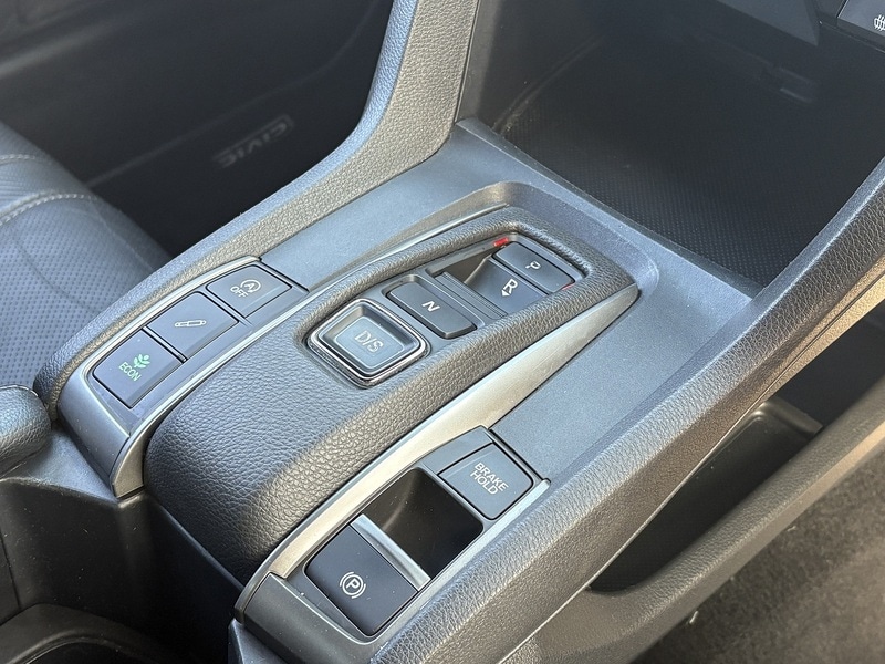 Used Honda Civic 2018 for sale - 77384795: Photo 38