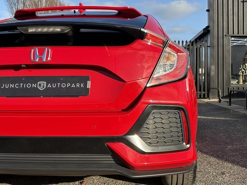 Used Honda Civic 2018 for sale - 77384795: Photo 50