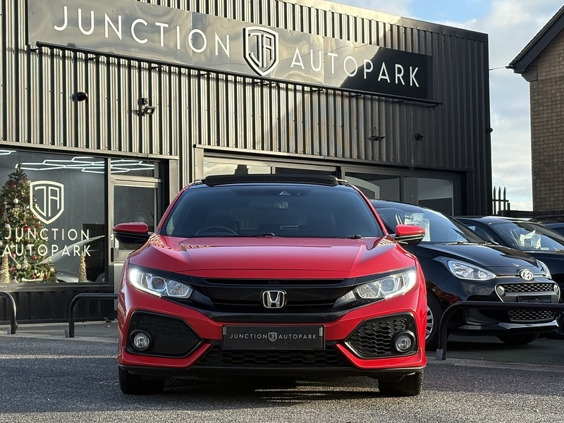 Used Honda Civic 2018 for sale - 77384795: Photo 8