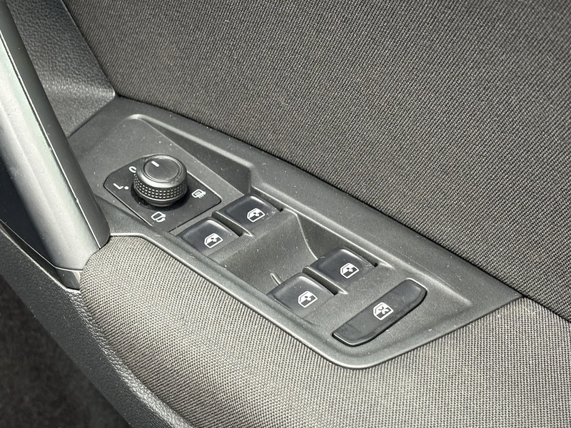 Used Volkswagen Tiguan 2018 for sale - 77384705: Photo 44