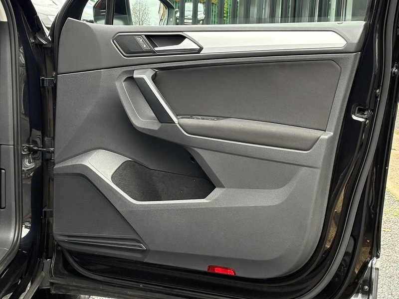 Used Volkswagen Tiguan 2018 for sale - 77384705: Photo 48