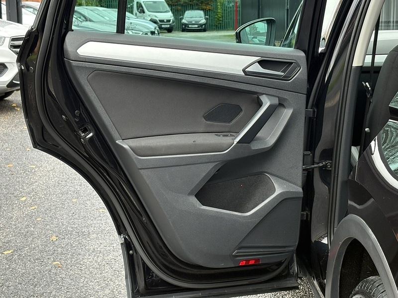 Used Volkswagen Tiguan 2018 for sale - 77384705: Photo 50