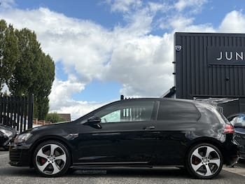 Used Volkswagen Golf 2016 for sale - 79405384: Photo