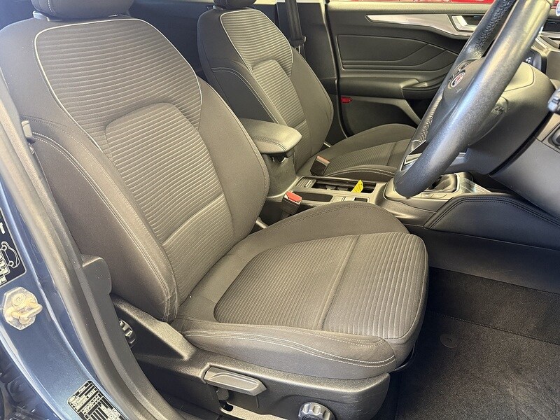 Used Ford Focus 2018 for sale - 77622042: Photo 10