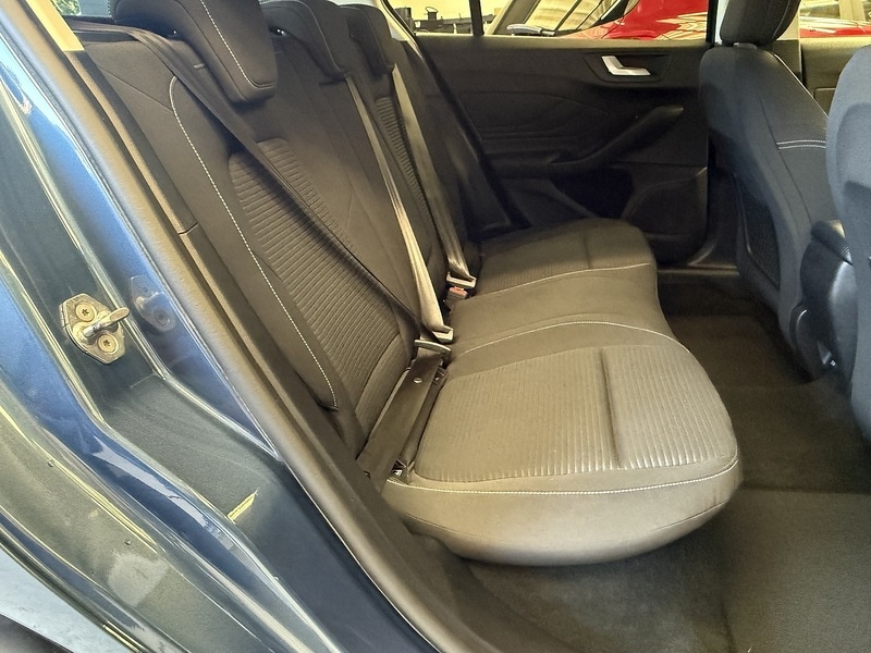 Used Ford Focus 2018 for sale - 77622042: Photo 14