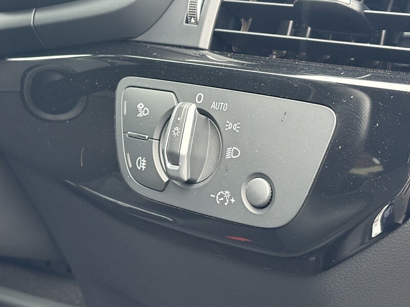 Used Audi A4 2020 for sale - 77655758: Photo 44