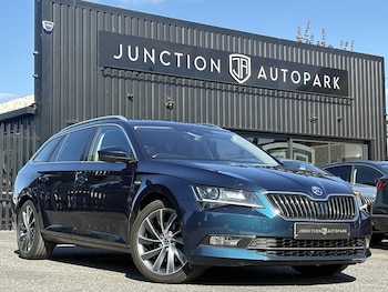 Used Skoda Superb 2017 for sale - 79370082: Photo