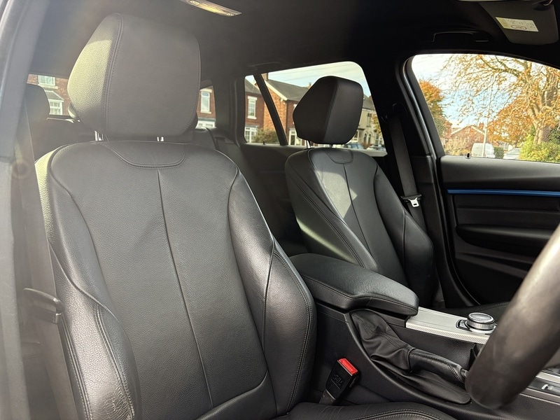 Used BMW 3 Series 2019 for sale - 77384701: Photo 14