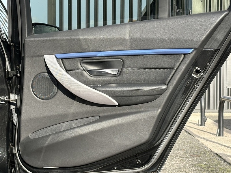 Used BMW 3 Series 2019 for sale - 77384701: Photo 45