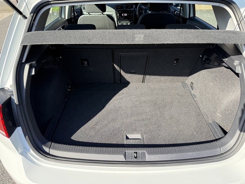 Used Volkswagen Golf 2018 for sale - 77760628: Photo 35