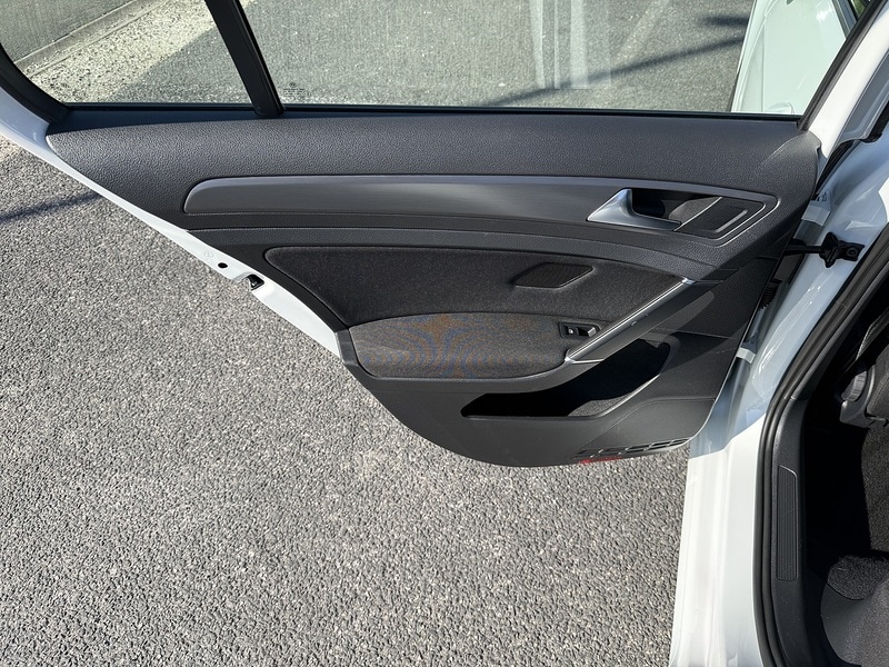 Used Volkswagen Golf 2018 for sale - 77760628: Photo 37