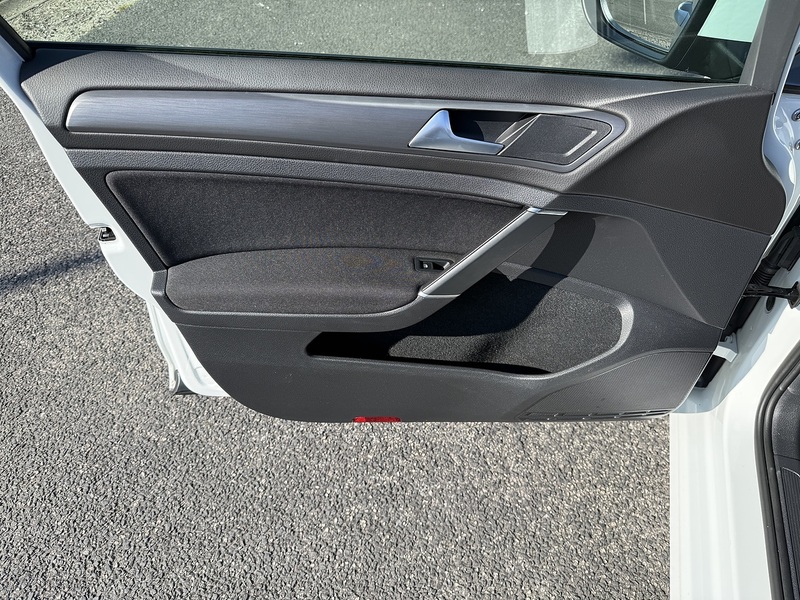 Used Volkswagen Golf 2018 for sale - 77760628: Photo 38