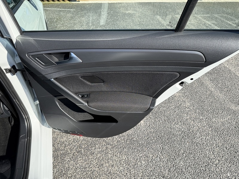 Used Volkswagen Golf 2018 for sale - 77760628: Photo 39