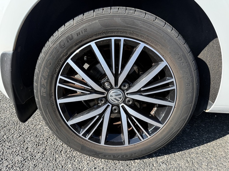 Used Volkswagen Golf 2018 for sale - 77760628: Photo 42