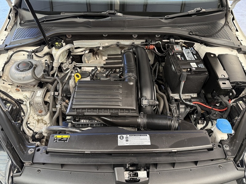 Used Volkswagen Golf 2018 for sale - 77760628: Photo 50