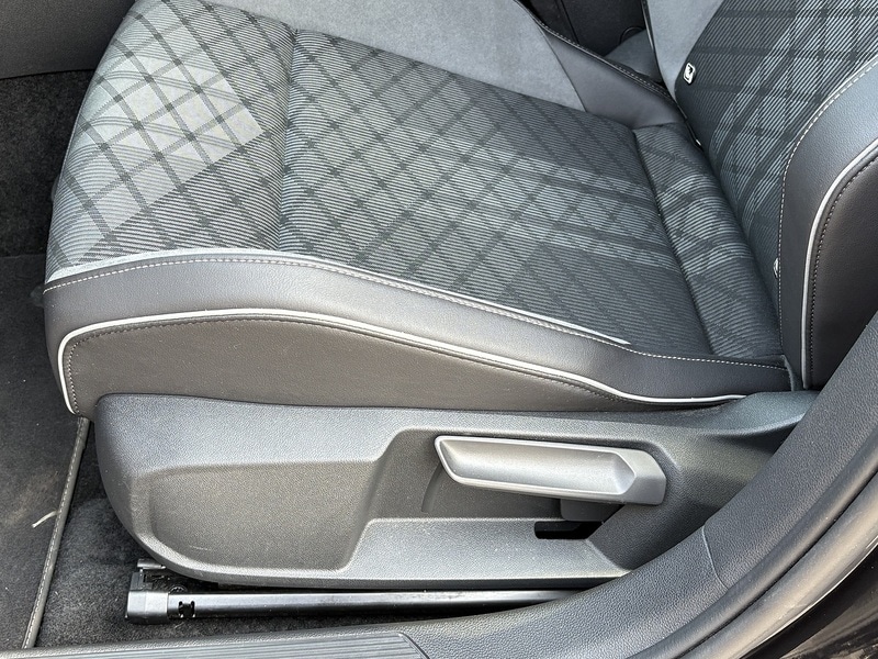 Used Volkswagen Golf 2022 for sale - 77384684: Photo 23