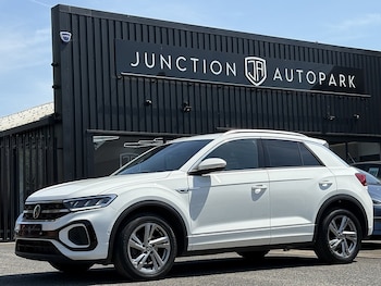 Used Volkswagen T-Roc 2023 for sale - 78722700: Photo