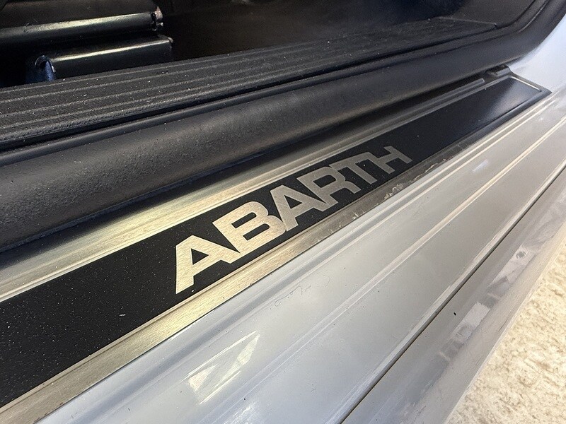 Used Abarth 500 2014 for sale - 77920856: Photo 32