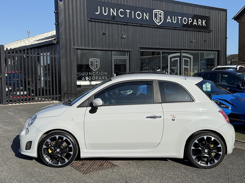 Used Abarth 500 2014 for sale - 77920856: Photo 4