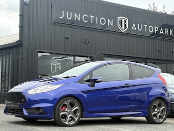 Used Ford Fiesta 2017 for sale - 79047030: Photo