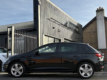 Used SEAT Leon 2018 for sale - 77384695: Photo