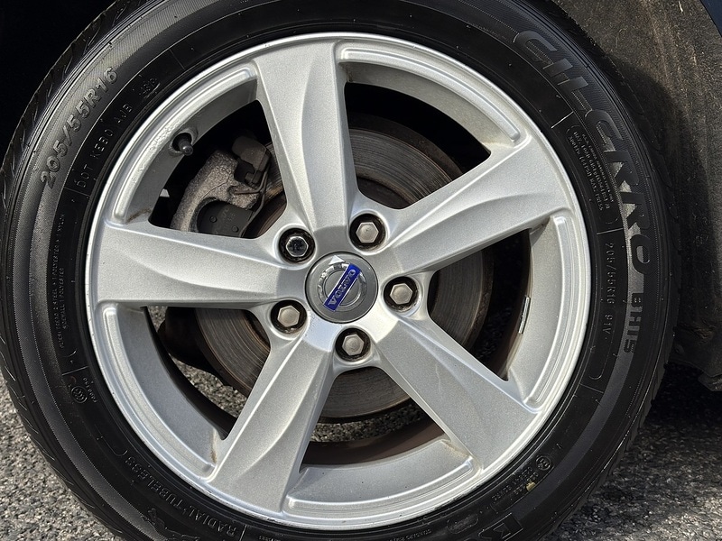 Used Volvo V40 2014 for sale - 77384813: Photo 10