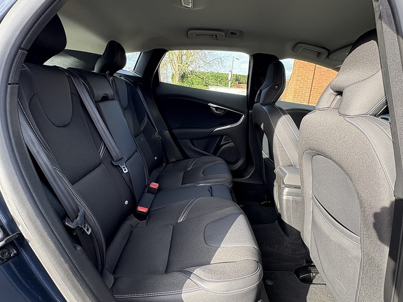 Used Volvo V40 2014 for sale - 77384813: Photo 17