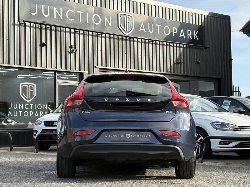 Used Volvo V40 2014 for sale - 77384813: Photo 7