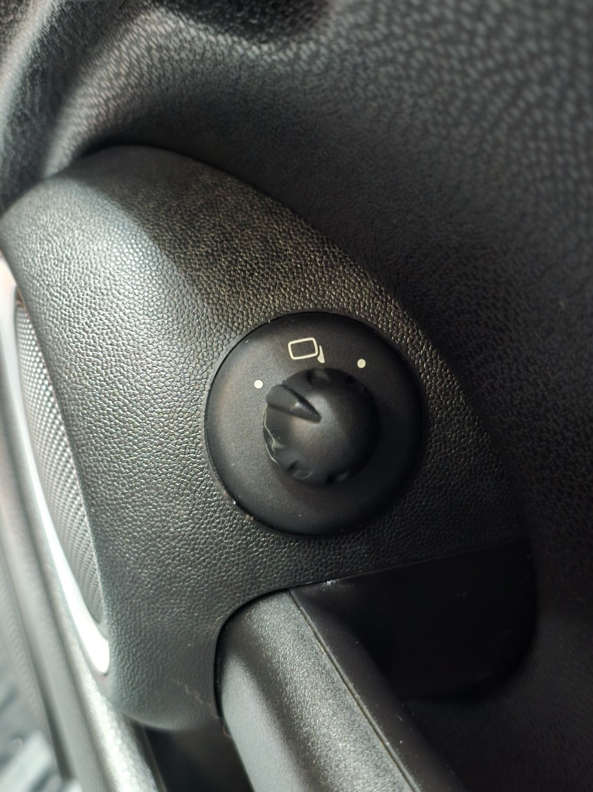 Used MINI Hatch 2011 for sale - 77014829: Photo 24