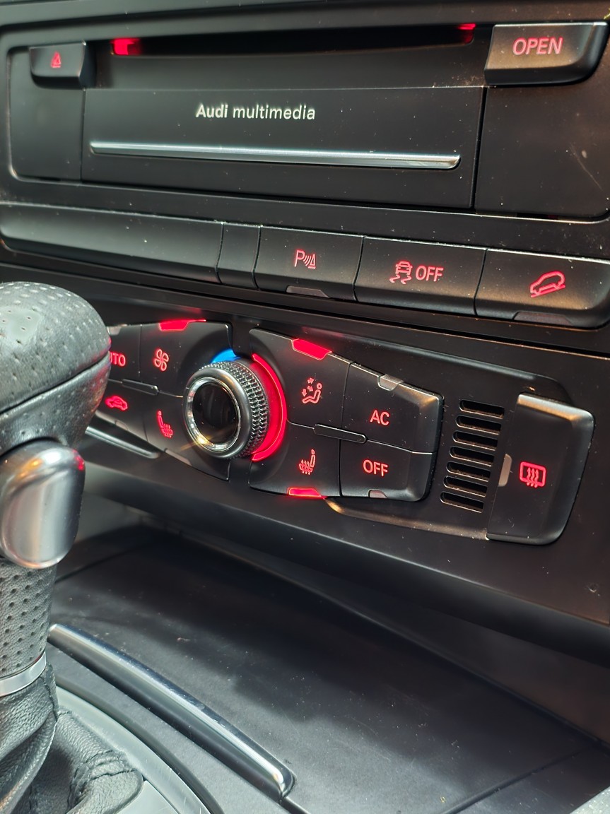 Used Audi Q5 2012 for sale - 77314121: Photo 37