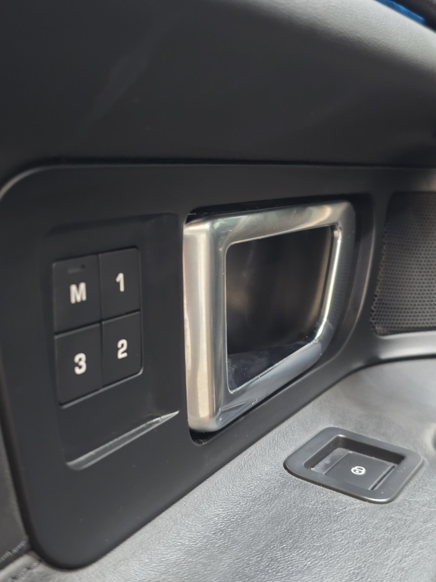 Used Land Rover Discovery Sport 2015 for sale - 77595251: Photo 23