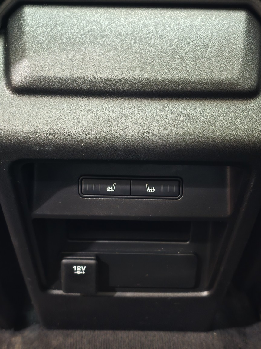 Used Land Rover Discovery Sport 2015 for sale - 77595251: Photo 26