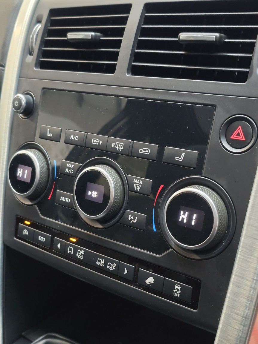 Used Land Rover Discovery Sport 2015 for sale - 77595251: Photo 44