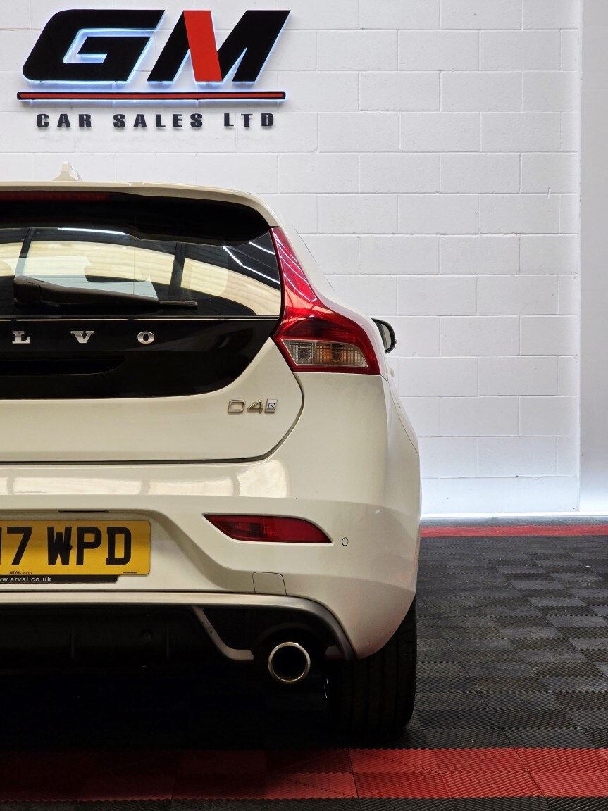 Used Volvo V40 2017 for sale - 78057132: Photo 12