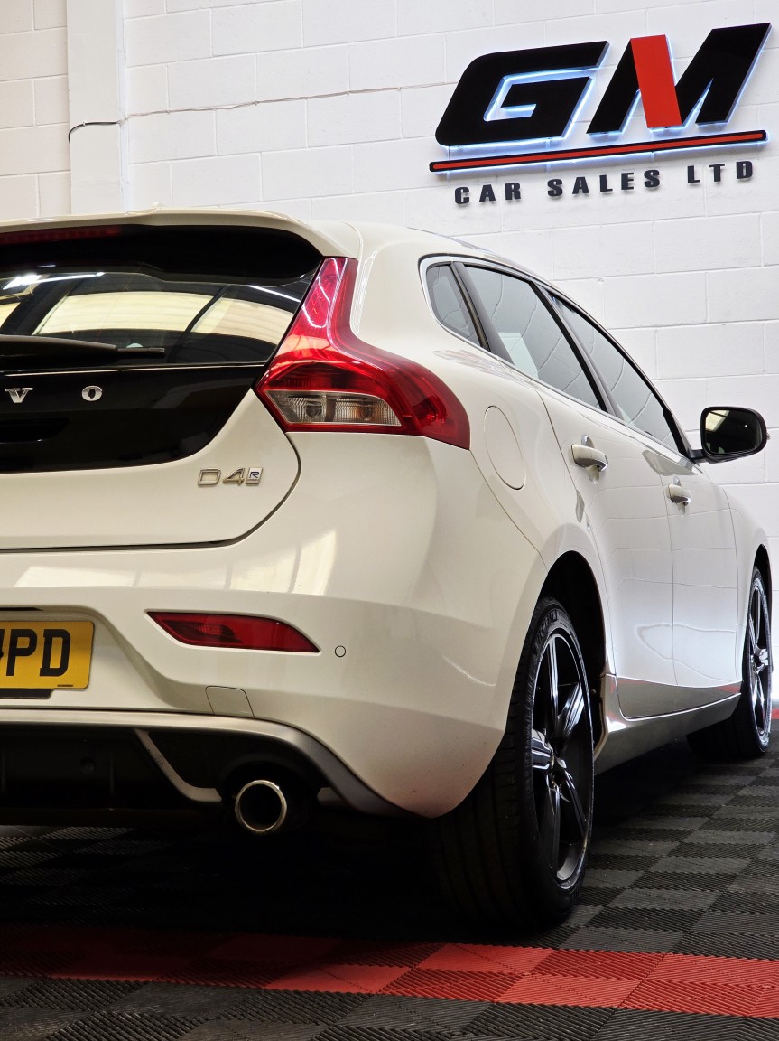 Used Volvo V40 2017 for sale - 78057132: Photo 13