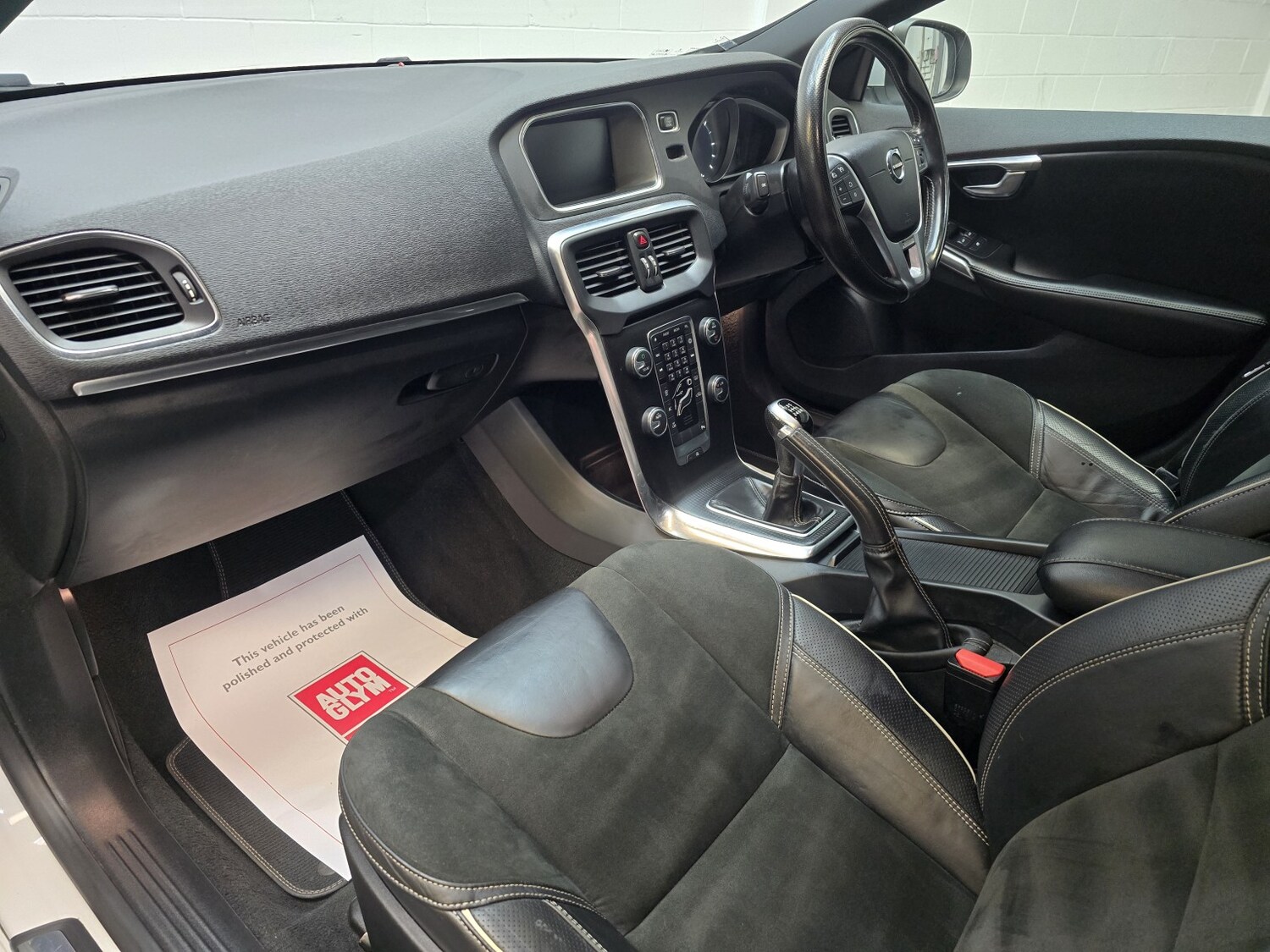 Used Volvo V40 2017 for sale - 78057132: Photo 17