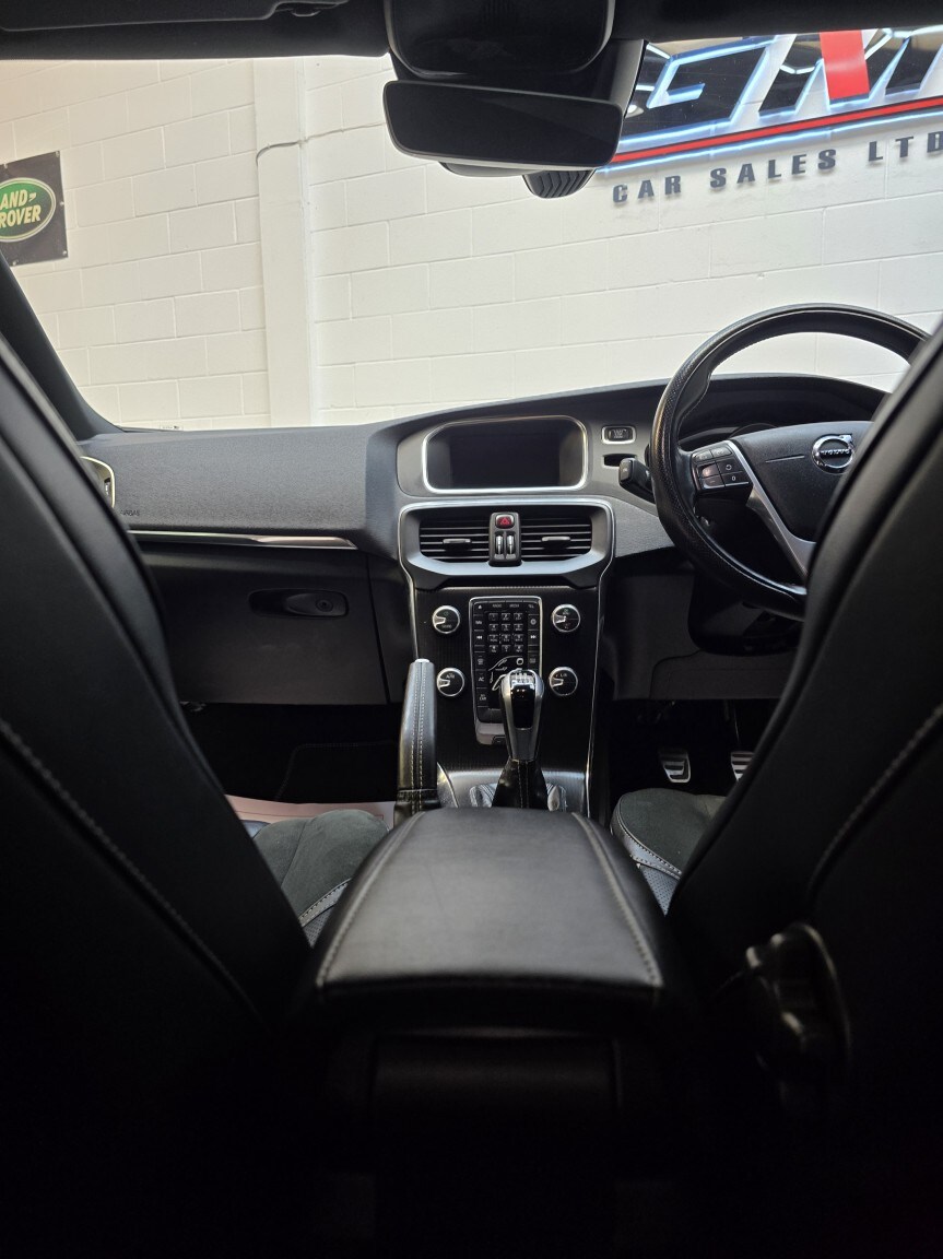 Used Volvo V40 2017 for sale - 78057132: Photo 23