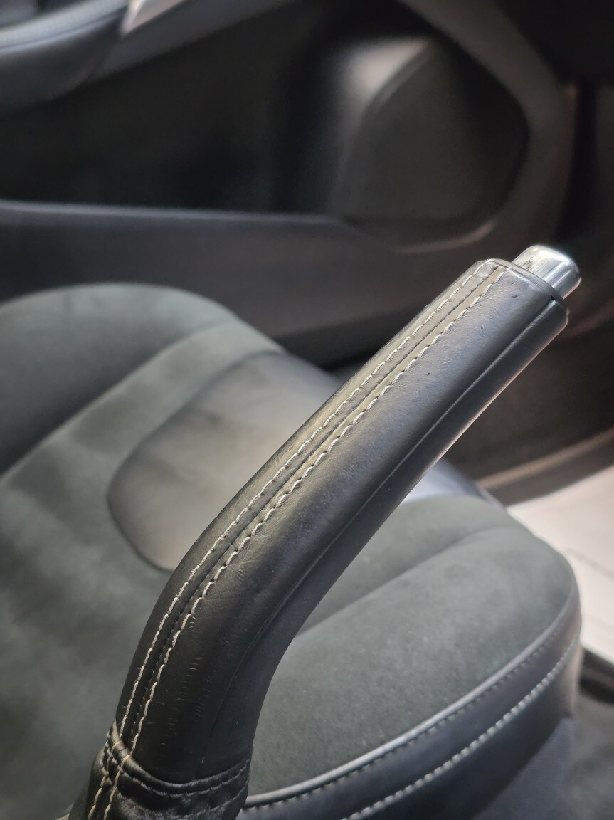 Used Volvo V40 2017 for sale - 78057132: Photo 41