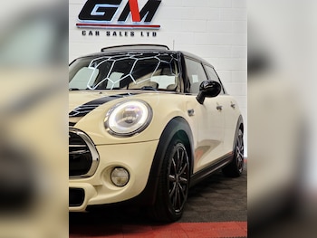 Used MINI Hatch 2017 for sale - 79211400: Photo