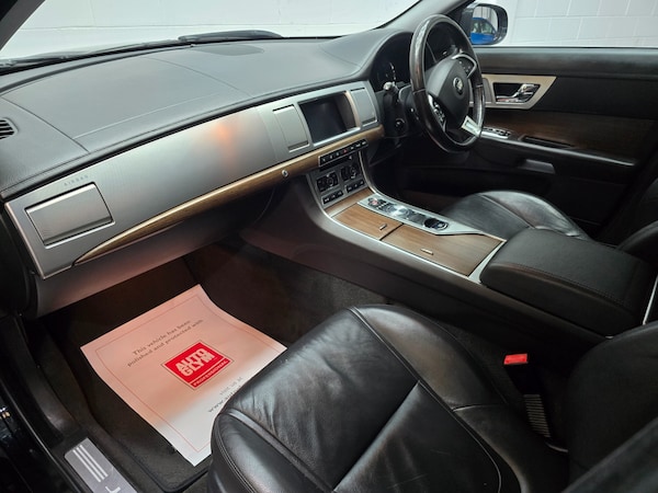 Used Jaguar XF 2014 for sale - 76263691: Photo 13