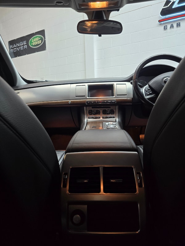 Used Jaguar XF 2014 for sale - 76263691: Photo 15