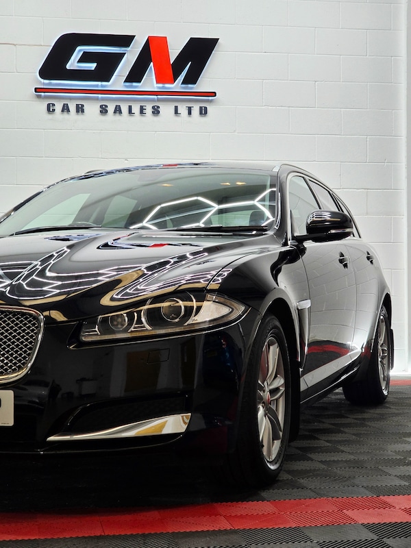 Used Jaguar XF 2014 for sale - 76263691: Photo 2