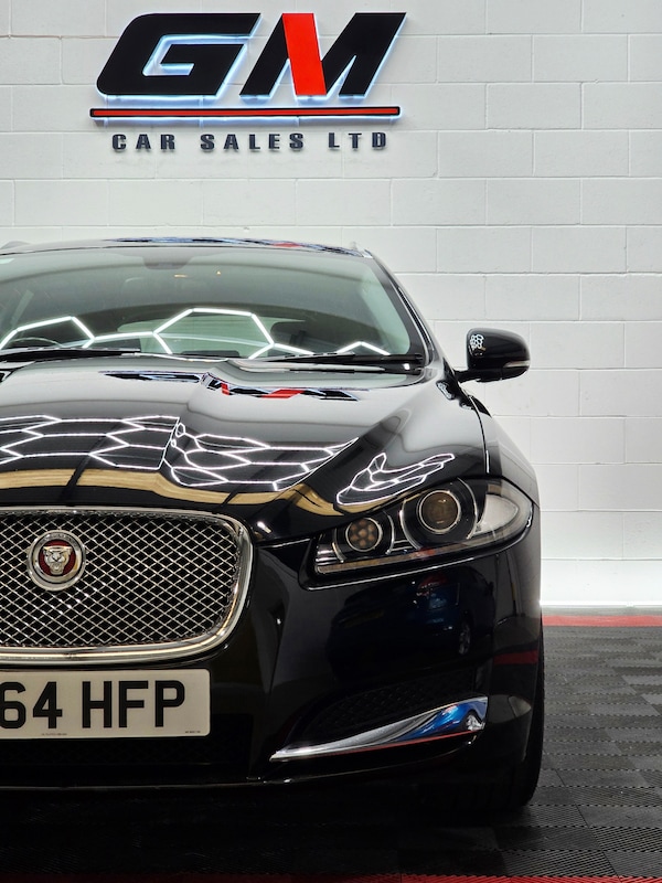 Used Jaguar XF 2014 for sale - 76263691: Photo 3
