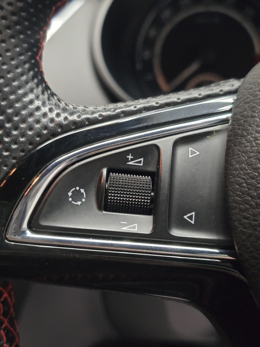 Used Skoda Octavia 2015 for sale - 76799298: Photo 40